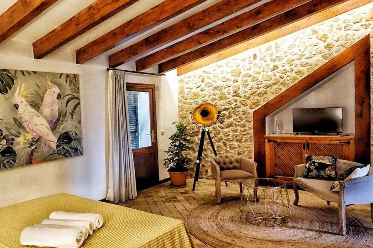 Petit - Turismo De Interior